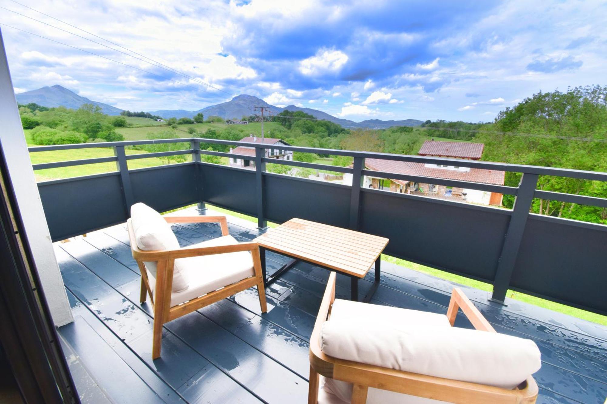 Appartement Vue Montagnes - Axuria Zugarramurdi Eksteriør billede